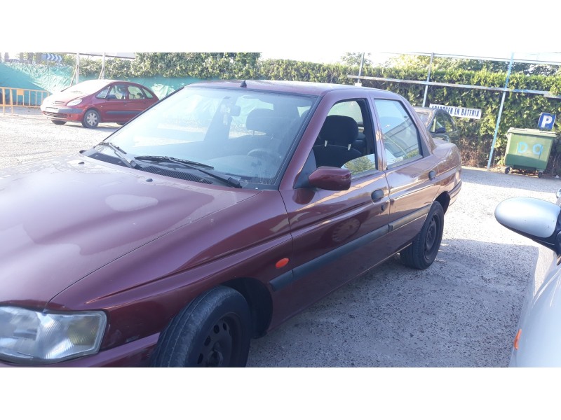 ford escort berl./turnier básico berlina   |   0.95 - ... | 1995 | 88 cv / 65 kw del año 1995