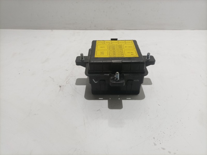 Recambio de caja reles / fusibles para ssangyong actyon sports referencia OEM IAM 14598454  
