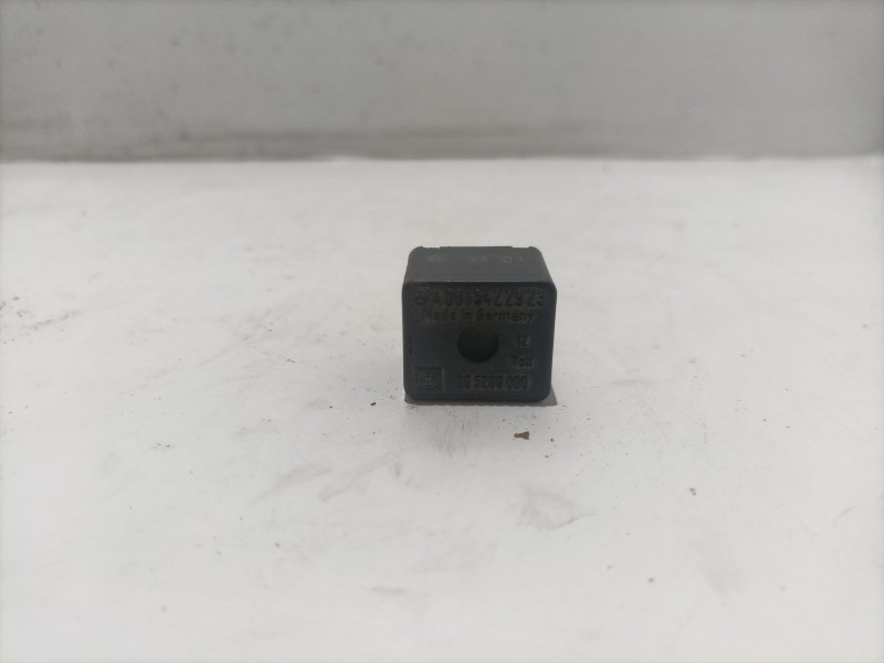 Recambio de rele para mercedes sprinter 02.00  furg. distrib. carga referencia OEM IAM A0015422923 895289000 