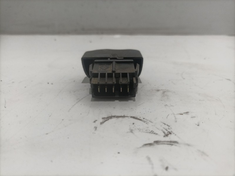 Recambio de interruptor para renault megane i classic (la0) 1.9 diesel referencia OEM IAM 429993B  