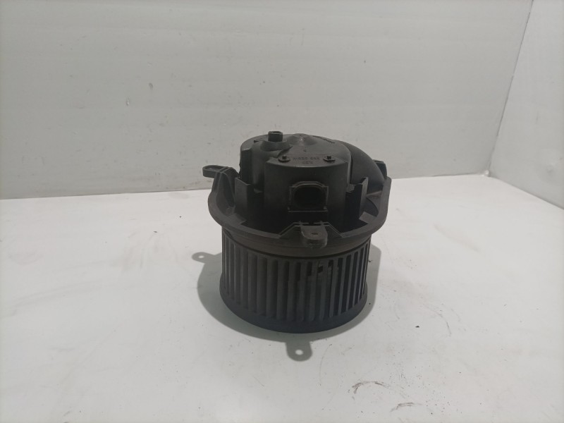 Recambio de ventilador calefaccion para mercedes sprinter 02.00  furg. distrib. carga referencia OEM IAM   
