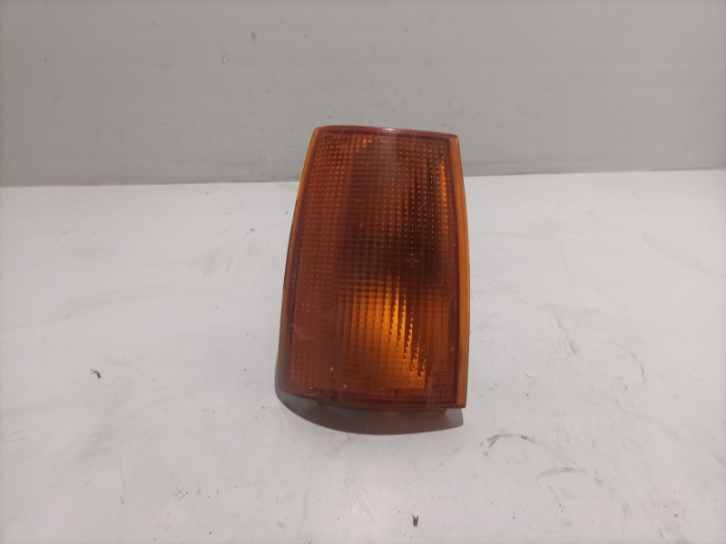 Recambio de piloto delantero derecho para renault r9 referencia OEM IAM   