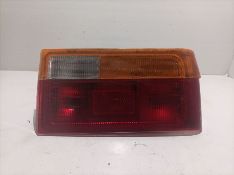 Recambio de piloto trasero derecho para renault r9 referencia OEM IAM   