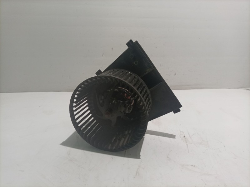 Recambio de ventilador calefaccion para seat leon (1m1) stella referencia OEM IAM 1J1819021C  