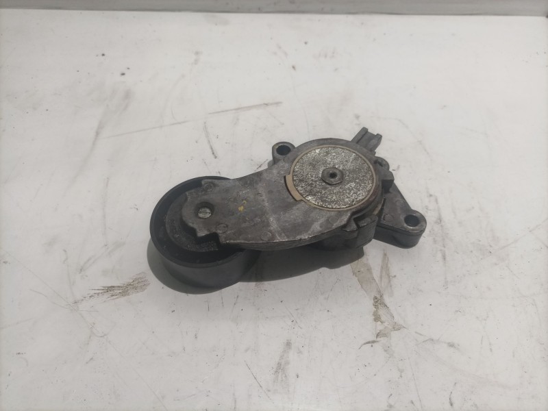 Recambio de tensor correa auxiliar para peugeot 207 referencia OEM IAM 846143  