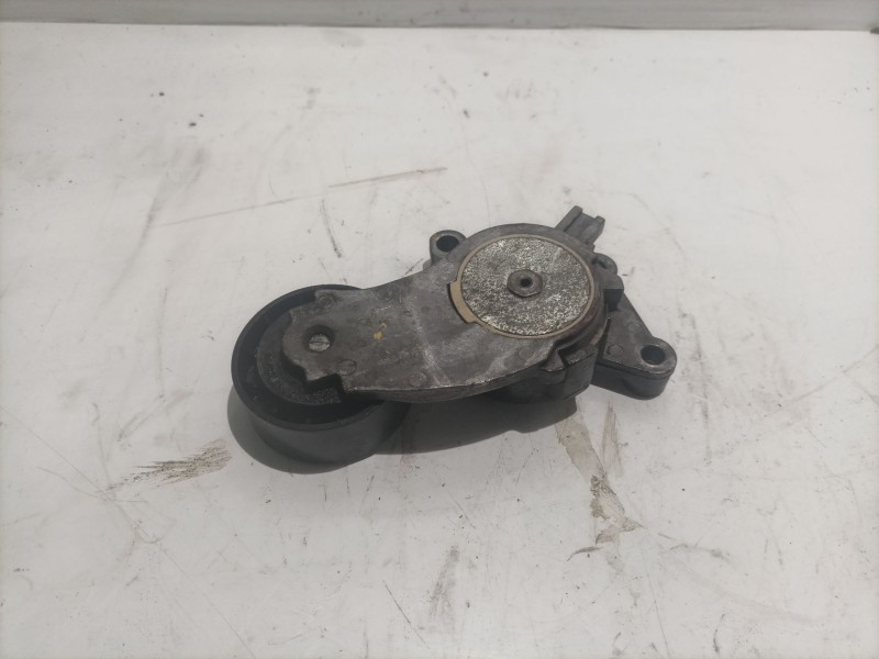 Recambio de tensor correa auxiliar para peugeot 207 referencia OEM IAM 846143  