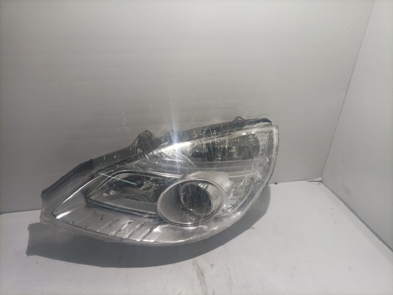 Recambio de faro izquierdo para renault scenic ii 1.9 dci diesel referencia OEM IAM 11267501  