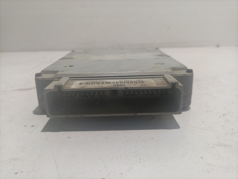 Recambio de centralita motor uce para ford fiesta berlina valore referencia OEM IAM XS6F12A650NA  