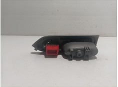 Recambio de maneta elevalunas trasera derecha para renault laguna grandtour (k56) 1.9 dti diesel cat referencia OEM IAM 77004170 2