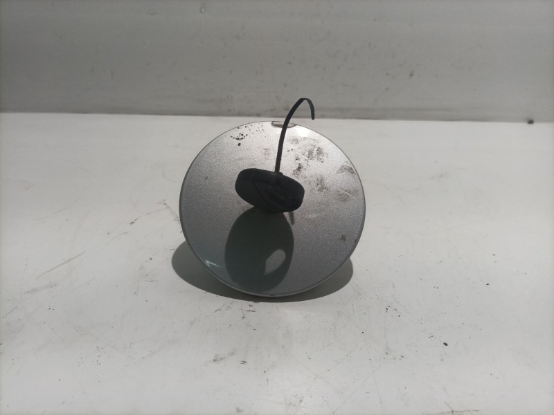 Recambio de tapa exterior combustible para peugeot 206 berlina xr referencia OEM IAM   