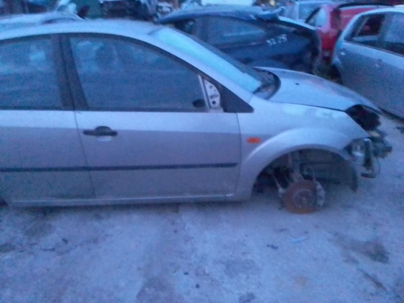 ford fiesta (cbk) del año 2003