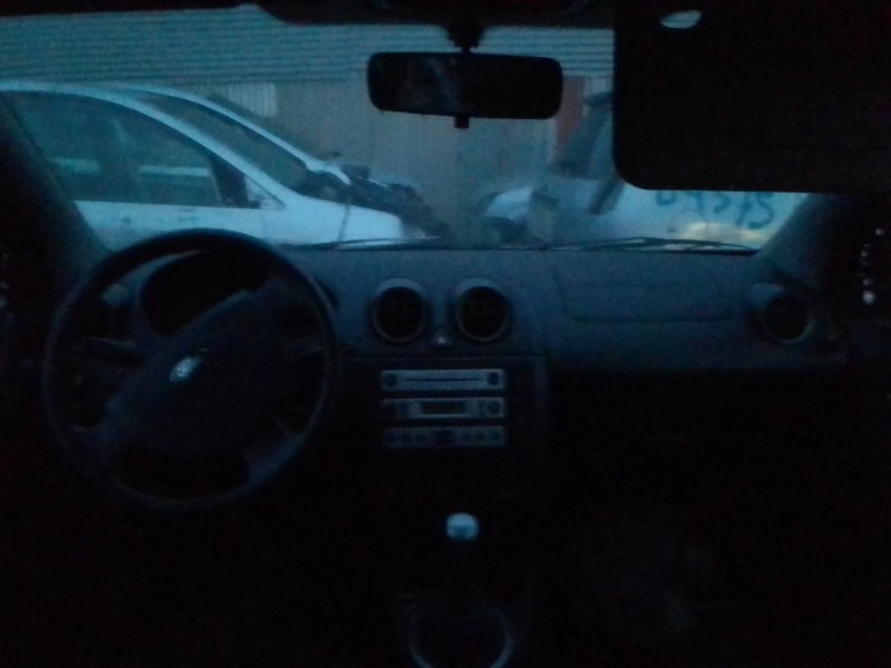 ford fiesta (cbk) del año 2003