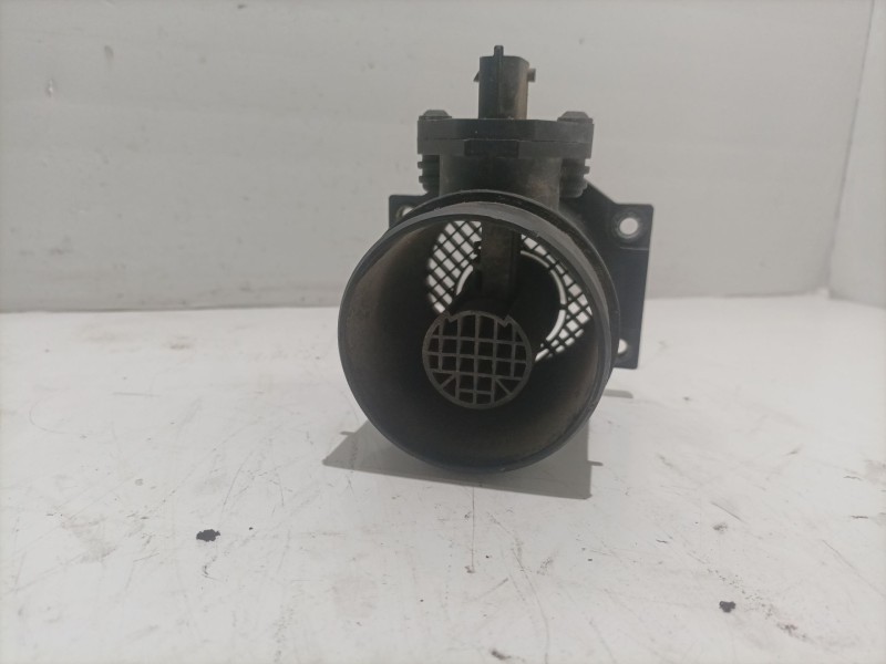 Recambio de caudalimetro para nissan terrano/terrano.ii (r20) 2.7 turbodiesel referencia OEM IAM 0281002596  