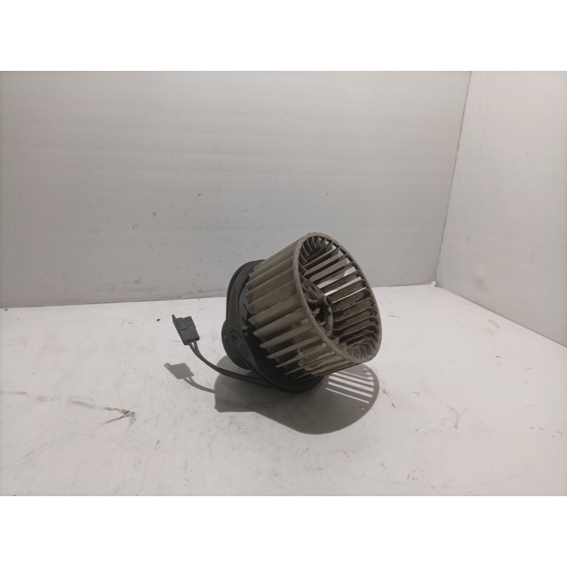 Recambio de ventilador calefaccion para jeep cherokee (xj) referencia OEM IAM 8956000174  
