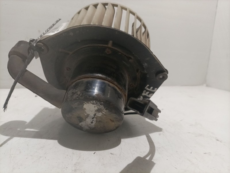 Recambio de ventilador calefaccion para jeep cherokee (xj) referencia OEM IAM 8956000174  