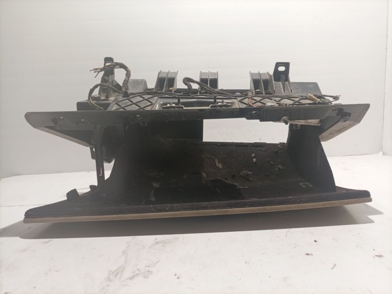 Recambio de guantera para bmw serie 3 berlina (e90) 320d referencia OEM IAM 51169110539  