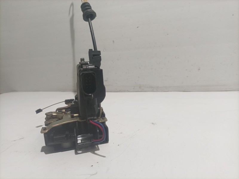 Recambio de cerradura puerta delantera derecha para seat leon (1m1) stella referencia OEM IAM 6X1837014H  