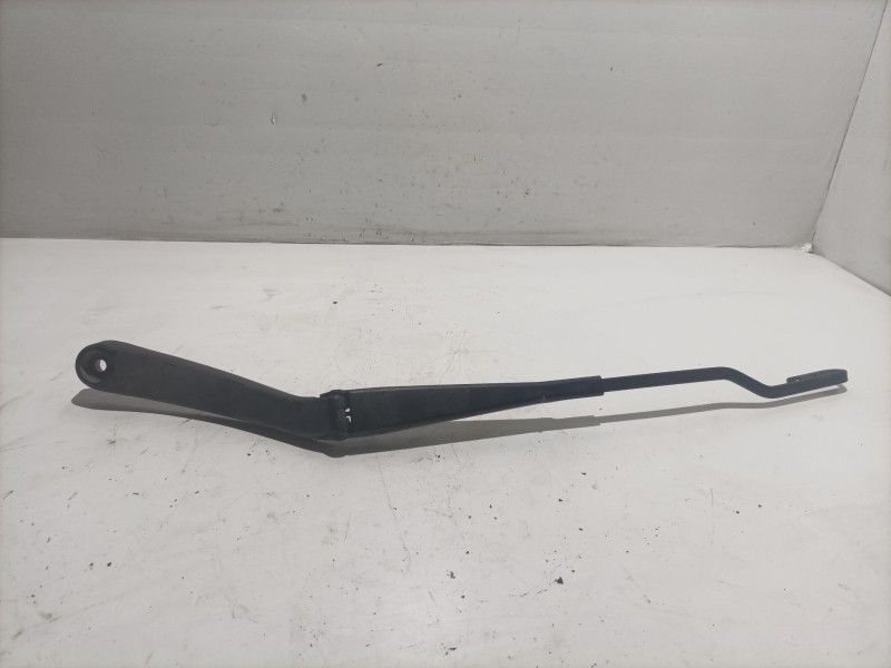 Recambio de brazo limpia delantero izquierdo para mercedes clase c (w203) berlina referencia OEM IAM A2038200544  