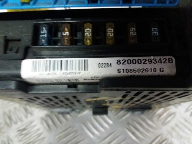 Recambio de caja reles / fusibles para renault scenic (ja..) 1.4 cat   |   0.99 - ... | 1999 | 95 cv / 70 kw referencia OEM IAM  Recambio de caja reles / fusibles para renault scenic (ja..) 1.4 cat   |   0.99 - ... | 1999 | 95 cv / 70 kw referencia OEM IAM