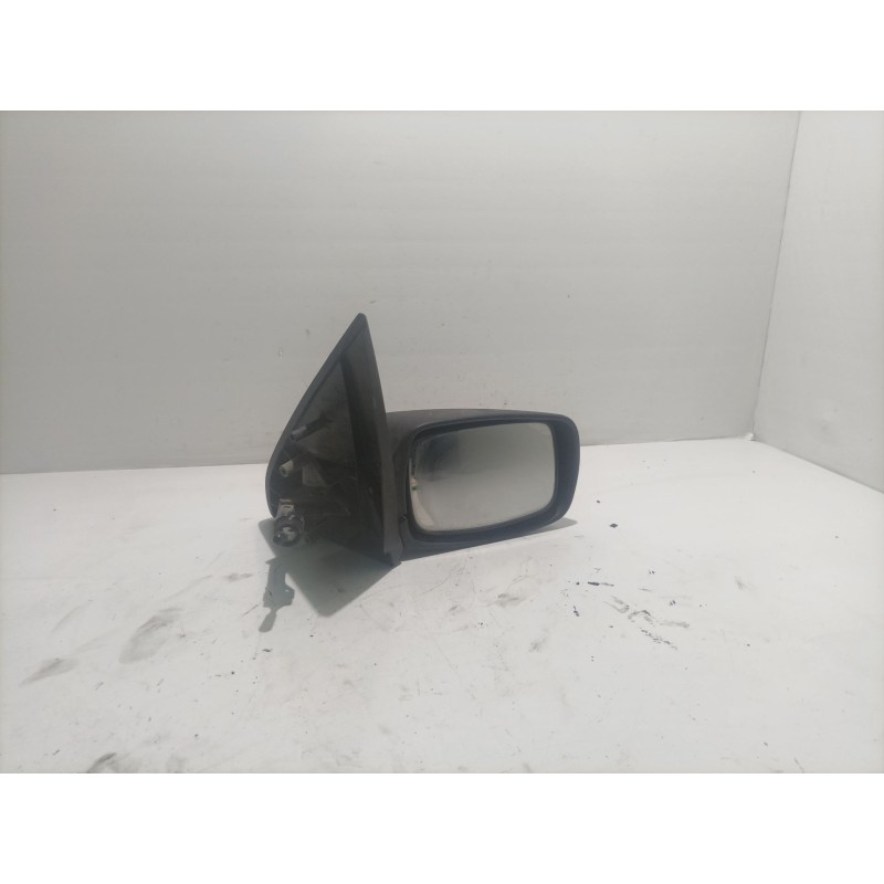 Recambio de retrovisor derecho para ford fiesta courier referencia OEM IAM 745161  