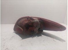 Recambio de piloto trasero izquierdo para peugeot 206 berlina 1.9 diesel referencia OEM IAM 5627566   2