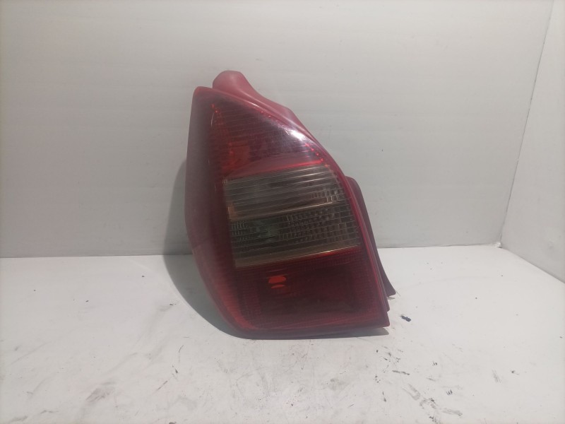 Recambio de piloto trasero izquierdo para citroen c2 referencia OEM IAM   