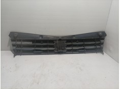 Recambio de rejilla delantera para peugeot 205 berlina referencia OEM IAM 9253108580   2
