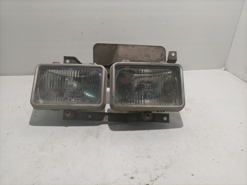 Recambio de faro antiniebla izquierdo para nissan vanette (c 220) 2.0 diesel referencia OEM IAM 301121760  