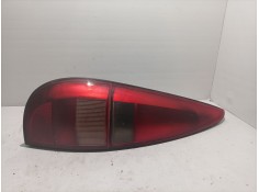 Recambio de piloto trasero izquierdo para renault laguna grandtour (k56) 1.9 dti diesel cat referencia OEM IAM 7701040957  