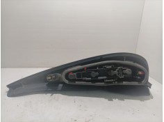 Recambio de piloto trasero izquierdo para renault laguna grandtour (k56) 1.9 dti diesel cat referencia OEM IAM 7701040957   2
