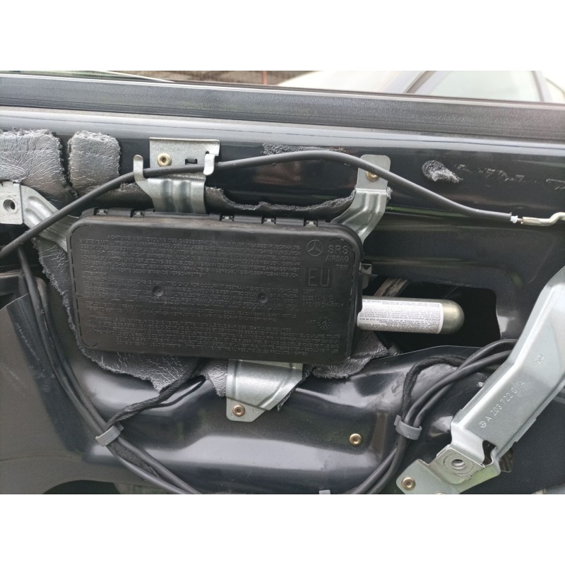 Recambio de airbag lateral delantero izquierdo para mercedes clase c (w203) berlina referencia OEM IAM A2038602505  