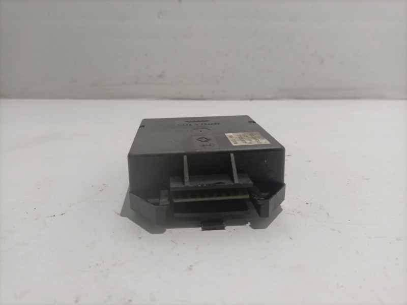 Recambio de modulo electronico para renault laguna (b56) 1.9 dti rt referencia OEM IAM 7700810873  