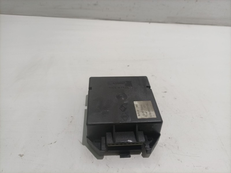 Recambio de modulo electronico para renault laguna (b56) 1.9 dti rt referencia OEM IAM 7700810873  