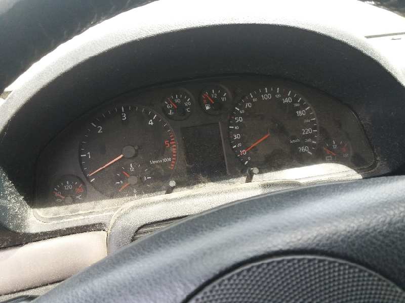 audi a4 avant (b5) 1.9 tdi   |   0.94 - ... | 1994 | 110 cv / 81 kw del año 1994