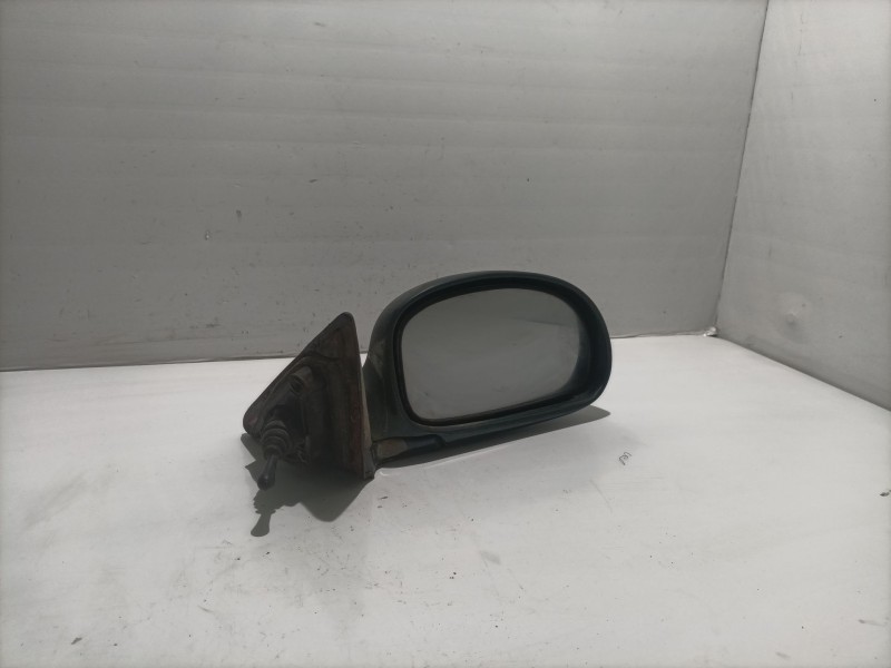 Recambio de retrovisor derecho para hyundai lantra berlina (rd) 1.6 cat referencia OEM IAM 8760529501  