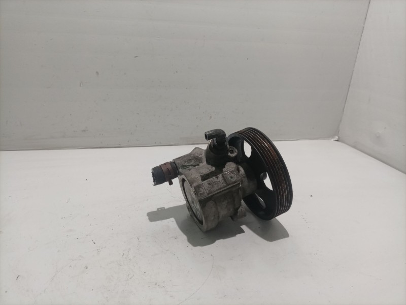 Recambio de bomba direccion para renault laguna (b56) referencia OEM IAM 820001981  