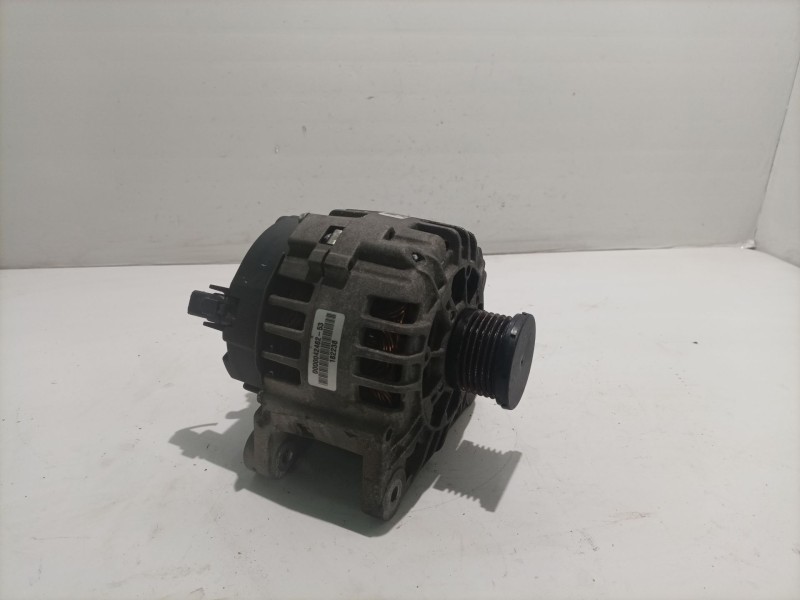 Recambio de alternador para renault laguna (b56) referencia OEM IAM 7700424582  