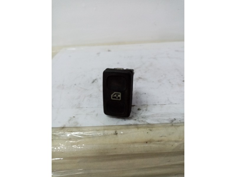 Recambio de mando elevalunas delantero izquierdo para  referencia OEM IAM   