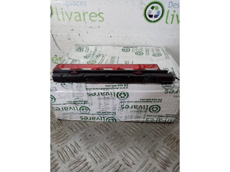 Recambio de luz central de freno para  referencia OEM IAM 1S7113A613AE  