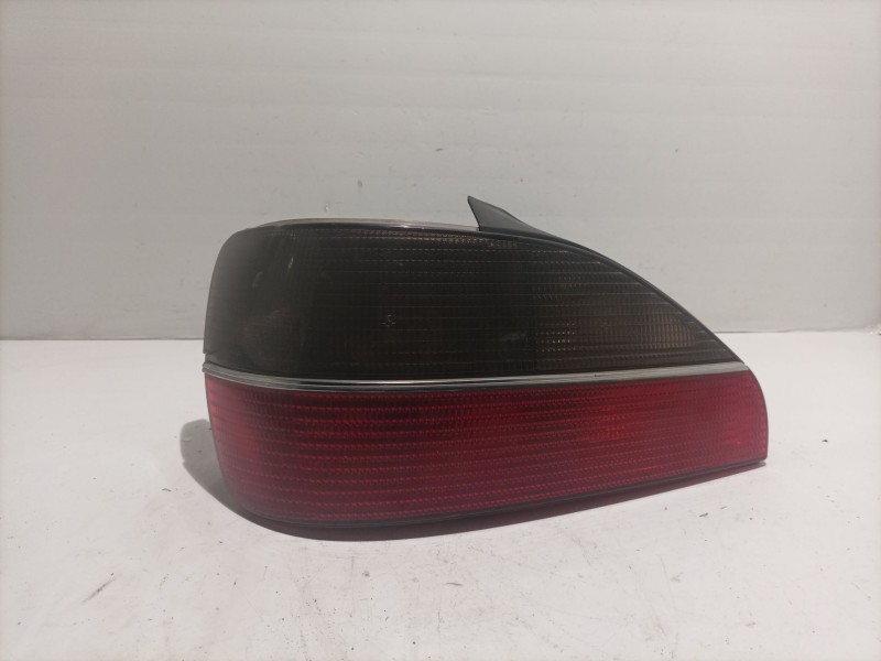 Recambio de piloto trasero izquierdo para peugeot 306 break referencia OEM IAM   