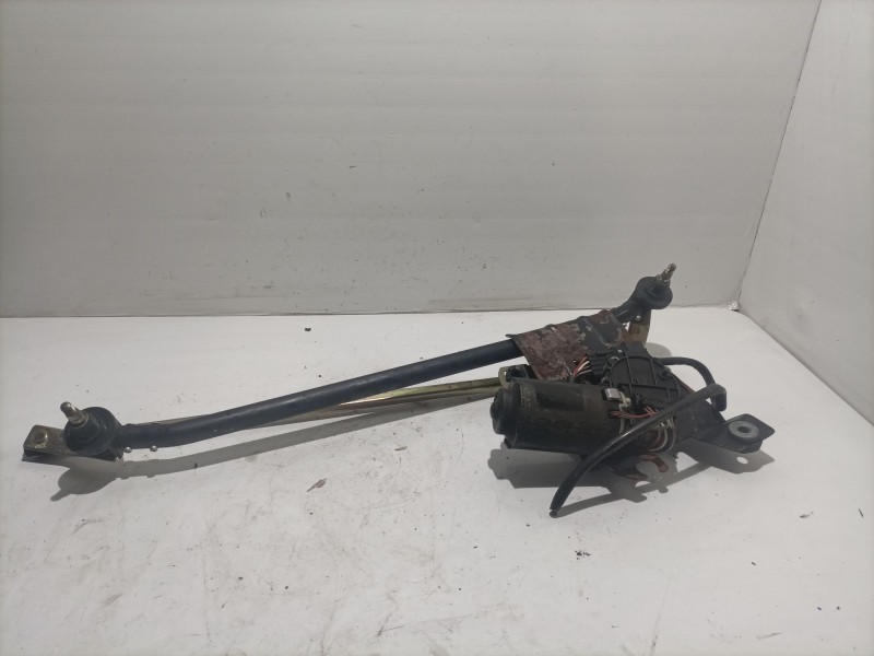 Recambio de motor limpia delantero para dacia logan 1.4 cat referencia OEM IAM 64343295  