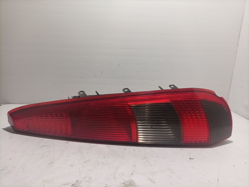 Recambio de piloto trasero derecho para ford fiesta (cbk) referencia OEM IAM   