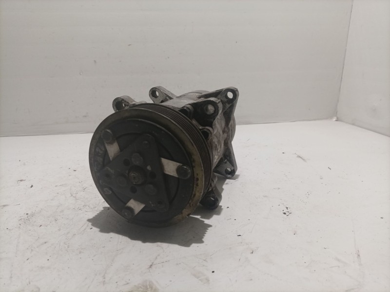 Recambio de compresor aire acondicionado para peugeot 206 berlina referencia OEM IAM SD6VRC  