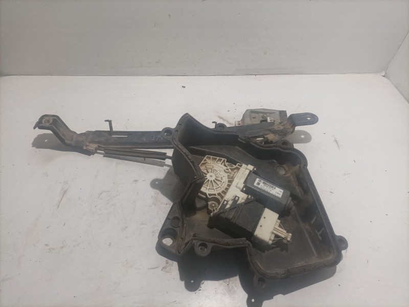 Recambio de elevalunas trasero izquierdo para seat leon (1p1) reference referencia OEM IAM 1P0839461A  