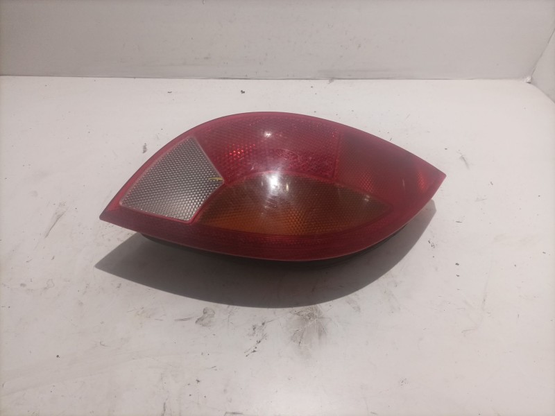 Recambio de piloto trasero derecho para ford ka (ccq) referencia OEM IAM   