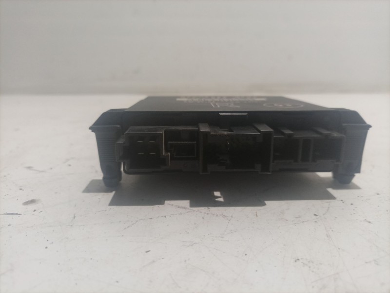 Recambio de centralita cierre para mercedes clase c (w203) berlina referencia OEM IAM 2038202285 TEMIC 