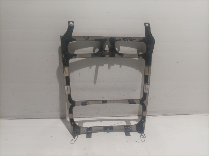 Recambio de consola central para mercedes clase c (w203) berlina referencia OEM IAM A2036802539 41060902 