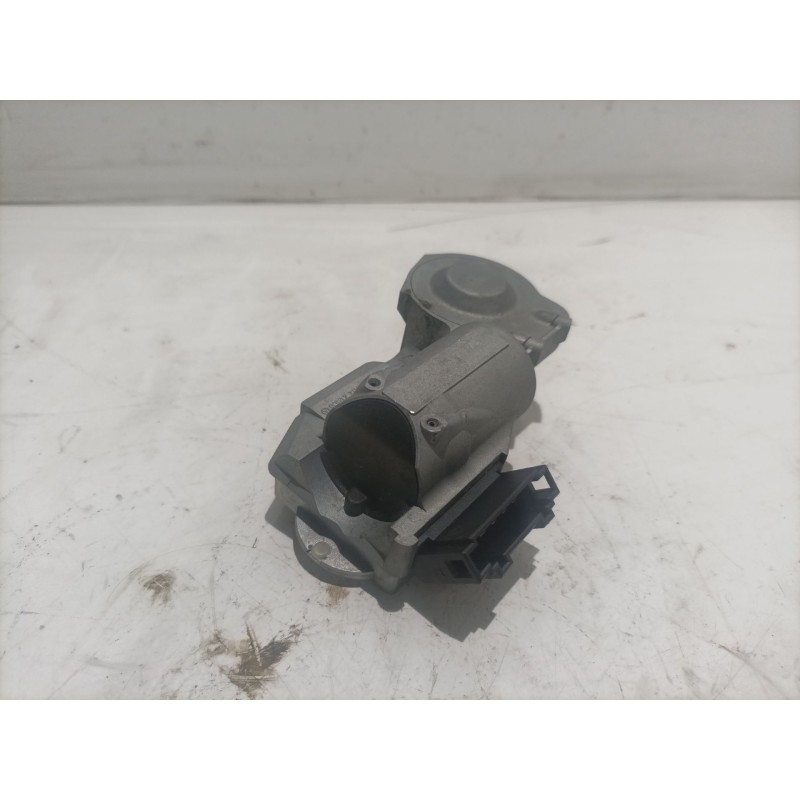 Recambio de bloqueo electronico de direccion para mercedes clase c (w203) berlina referencia OEM IAM A2034621130  