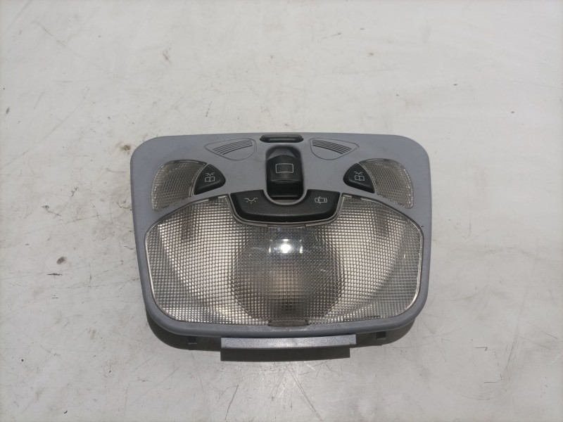 Recambio de luz interior para mercedes clase c (w203) berlina referencia OEM IAM A2038202401 HELLA 
