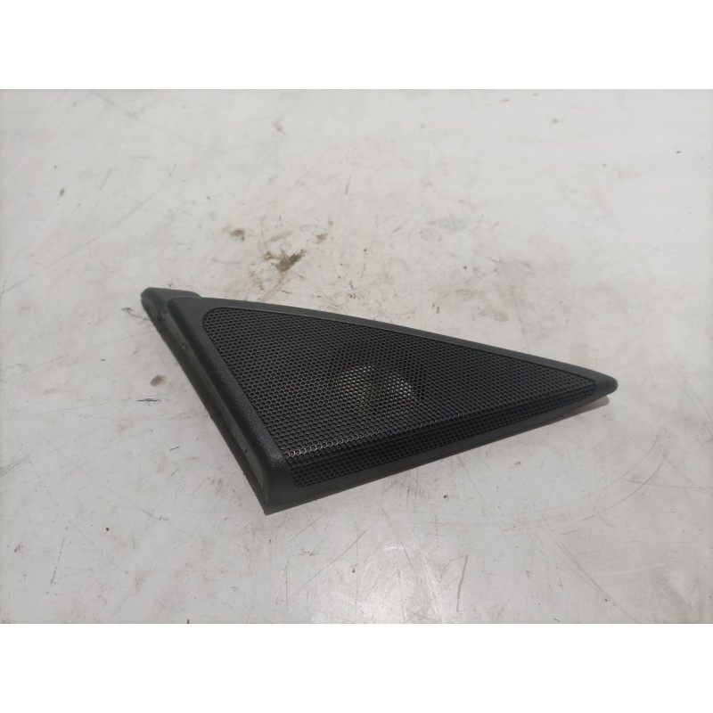 Recambio de moldura puerta delantera derecha para mercedes clase c (w203) berlina referencia OEM IAM A2037200248  